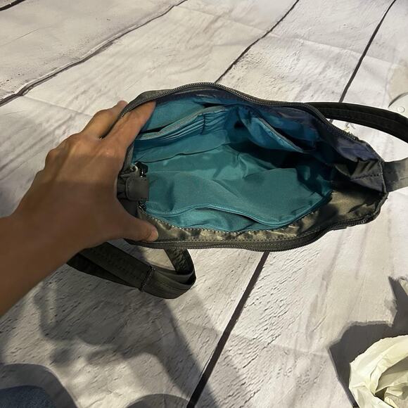 Travelon Anti-Theft Crossbody Bag Dark Gray | Lightweight Travel Purse - Picture 4 of 8